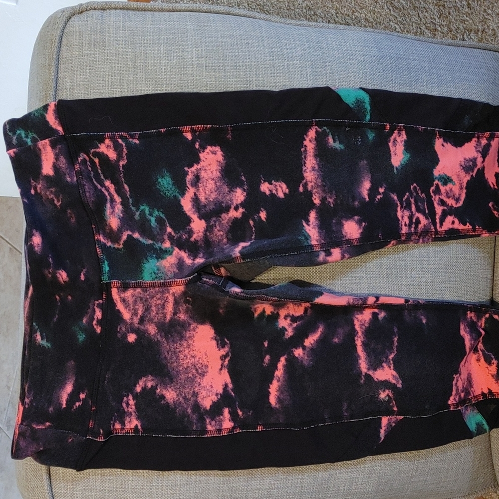 ALO Yoga Cropped Leggings